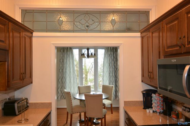 105 Treetop Drive, Huntsville, AL 35801