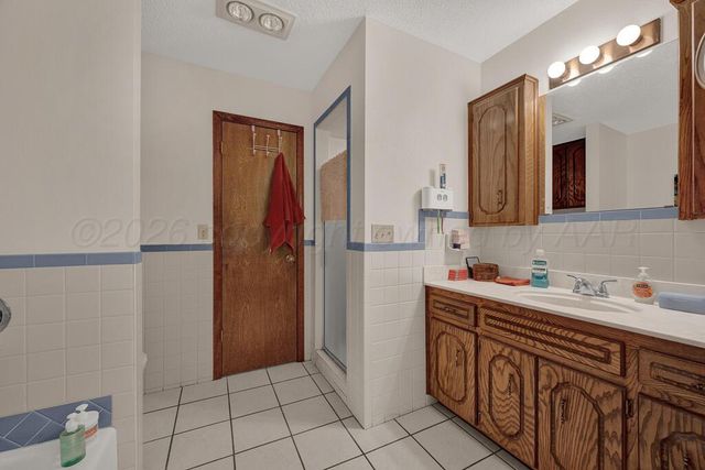 6712 ARROYO Drive, Amarillo, TX 79108