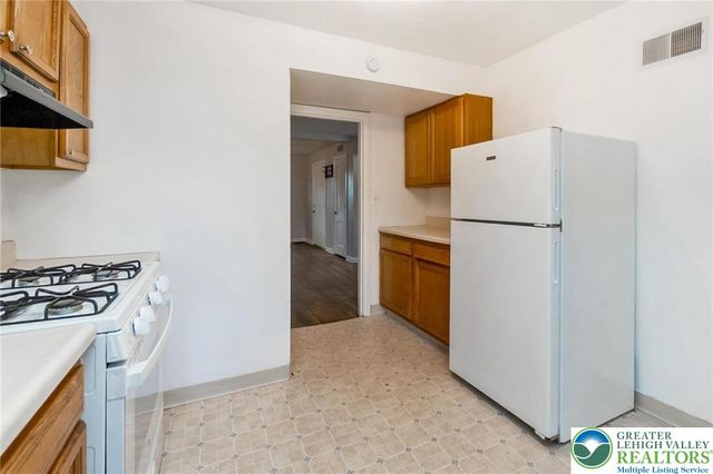 240 Palmer Street, Easton, PA 18042