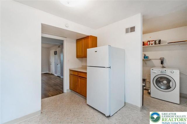 240 Palmer Street, Easton, PA 18042