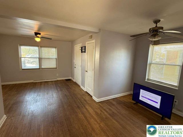 240 Palmer Street, Easton, PA 18042