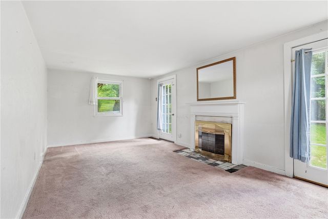 5163 Baptist Rd, Whitehall, PA 15236