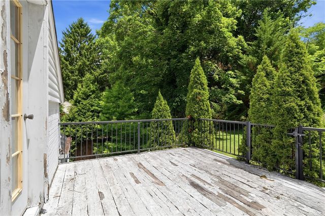 5163 Baptist Rd, Whitehall, PA 15236