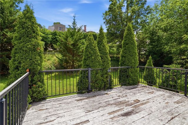 5163 Baptist Rd, Whitehall, PA 15236