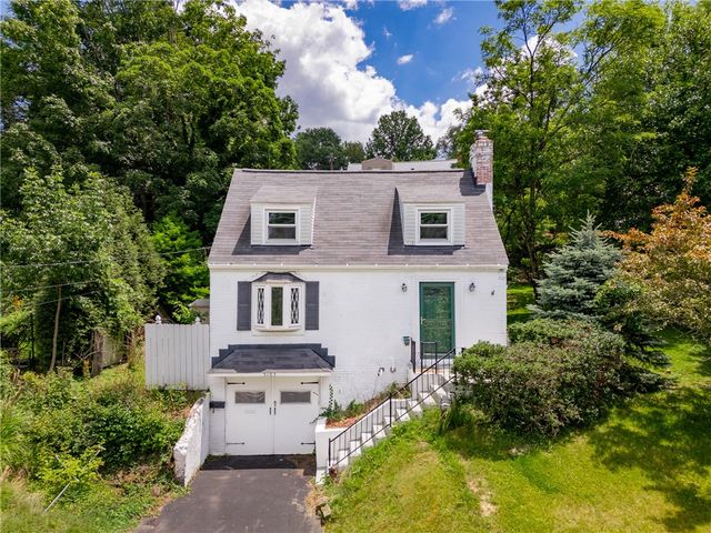 5163 Baptist Rd, Whitehall, PA 15236