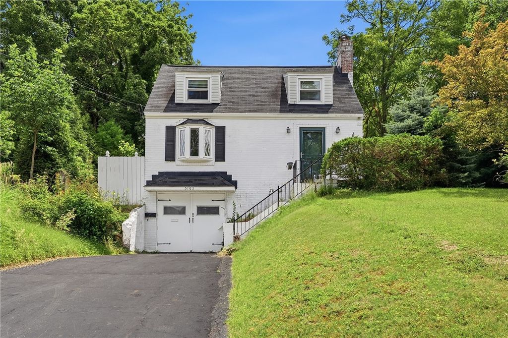 5163 Baptist Rd, Whitehall, PA 15236
