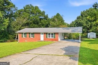 1465 E Highpoint Drive, Douglasville, GA 30134