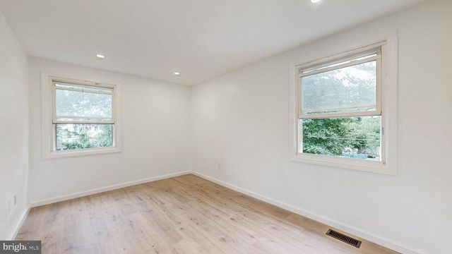 47 TOWER LN, Willingboro, NJ 08046
