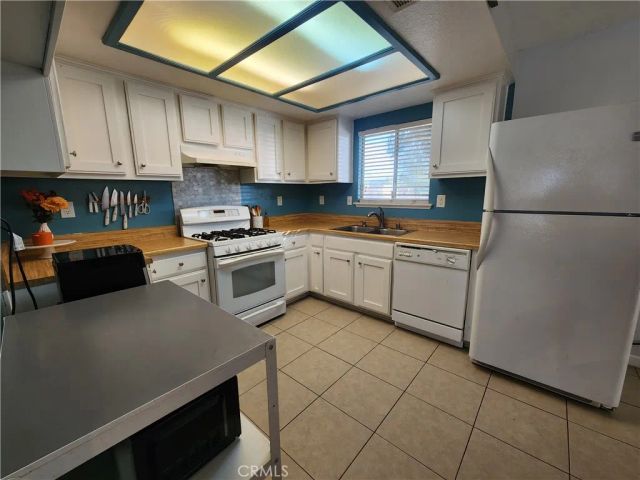 15142 Lanfair, Lancaster, CA 93535