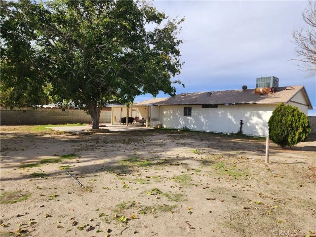 15142 Lanfair, Lancaster, CA 93535