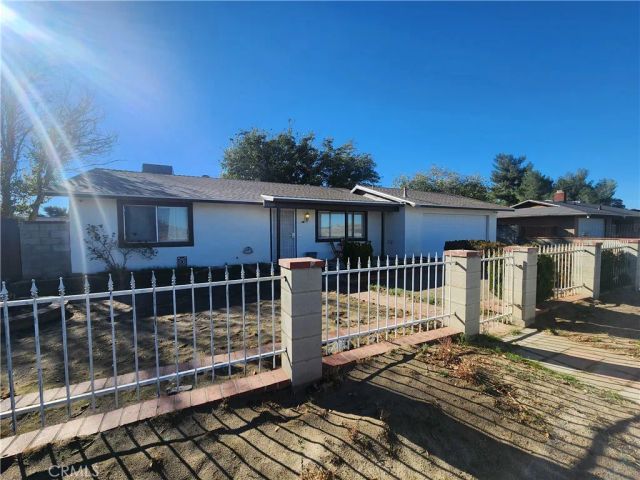 15142 Lanfair, Lancaster, CA 93535