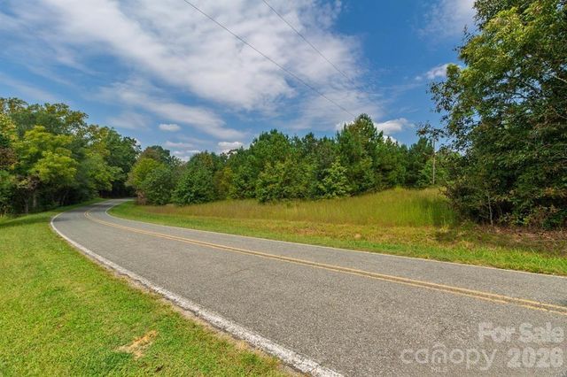 000 Putnam Lake Road, Kings Mountain, NC 28086