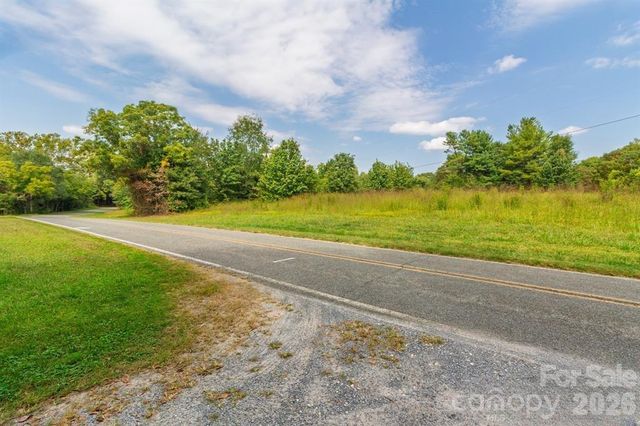 000 Putnam Lake Road, Kings Mountain, NC 28086