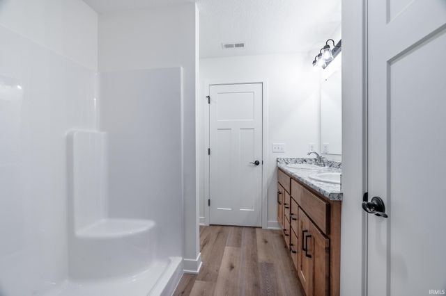 4738 Whittlebury Drive, Fort Wayne, IN 46818