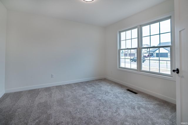 4738 Whittlebury Drive, Fort Wayne, IN 46818