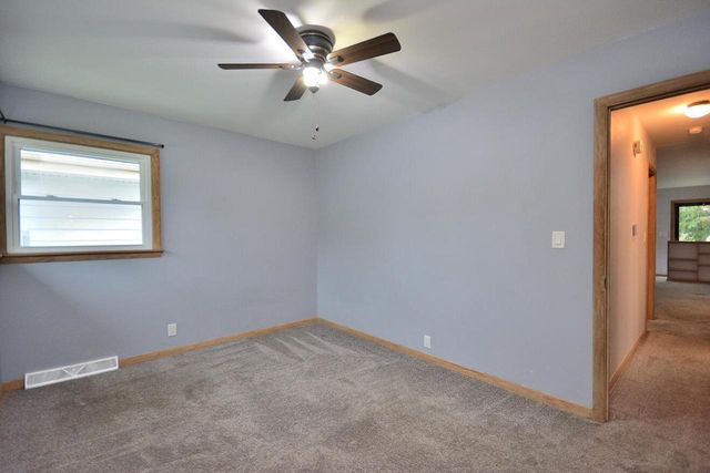8945 W Herbert AVENUE, Milwaukee, WI 53225