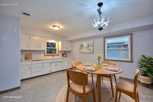 8945 W Herbert AVENUE, Milwaukee, WI 53225