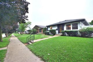 8945 W Herbert AVENUE, Milwaukee, WI 53225
