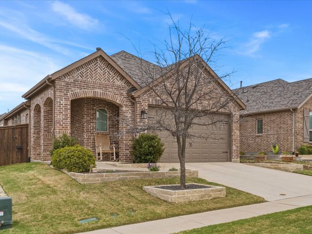 1829 Coronet Avenue, Aubrey, TX 76227
