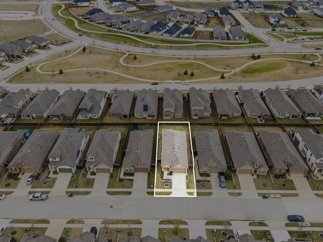 1829 Coronet Avenue, Aubrey, TX 76227