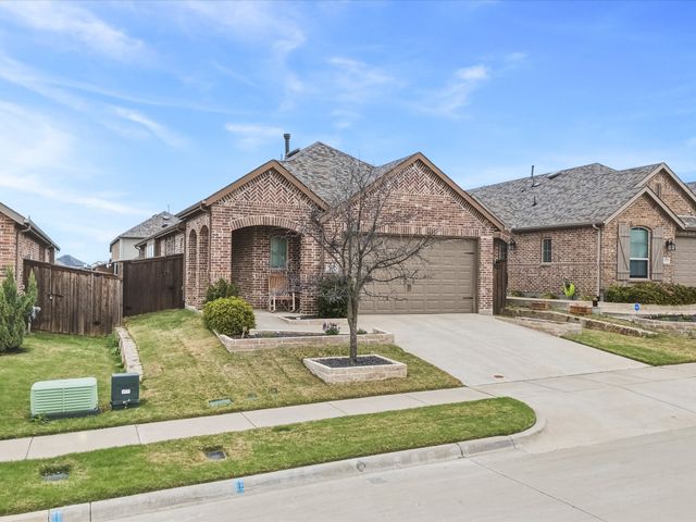 1829 Coronet Avenue, Aubrey, TX 76227