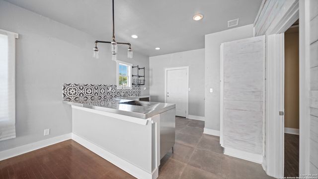 1503 Gibbs, San Antonio, TX 78202