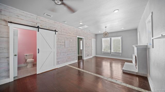 1503 Gibbs, San Antonio, TX 78202