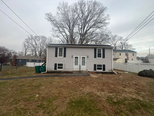 62 Jessie Ave 1, Attleboro, MA 02703