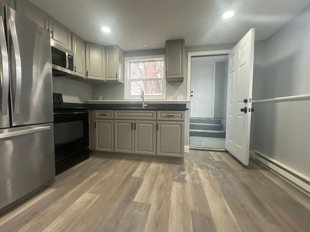 62 Jessie Ave 1, Attleboro, MA 02703