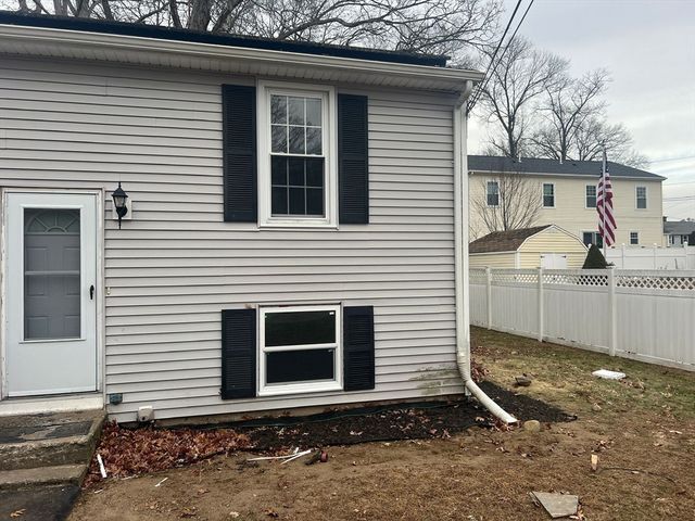 62 Jessie Ave 1, Attleboro, MA 02703