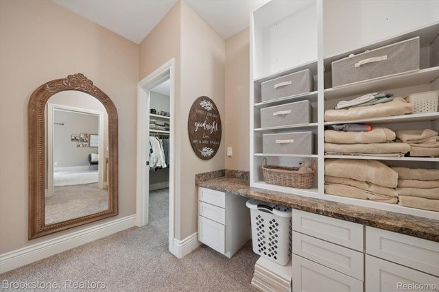 8179 Towering Pines, Springfield Charter Township, MI 48348