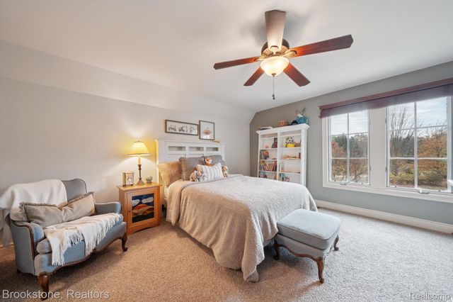 8179 Towering Pines, Springfield Charter Township, MI 48348