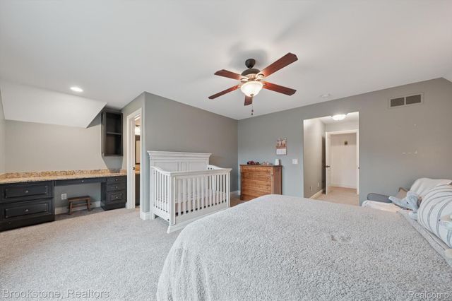 8179 Towering Pines, Springfield Charter Township, MI 48348