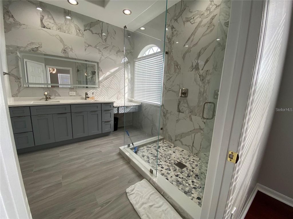 Image 19 of property listing at 1212 DARNABY WAY, Orlando, FL 32824