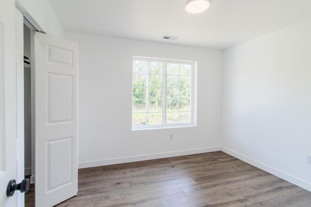 5608 E 10th Avenue, Gary, IN 46403