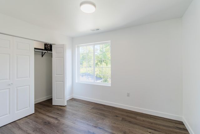 5608 E 10th Avenue, Gary, IN 46403