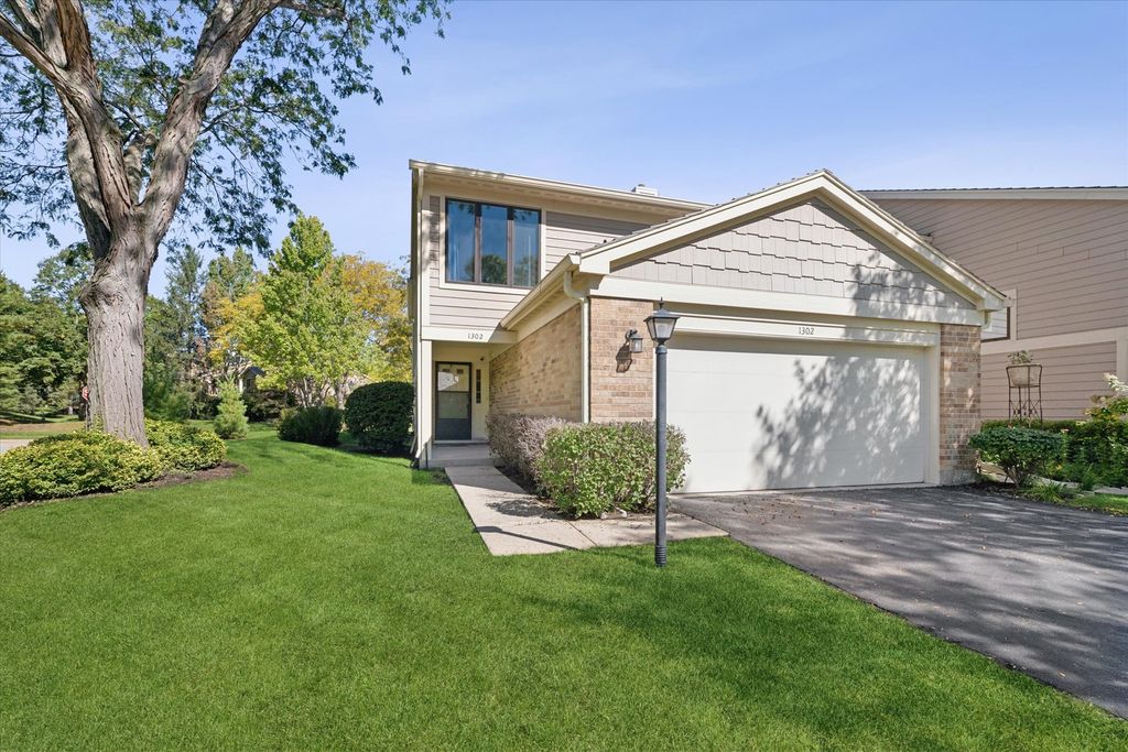 1302 Pimlico Parkway -, Libertyville, IL 60048 — exterior