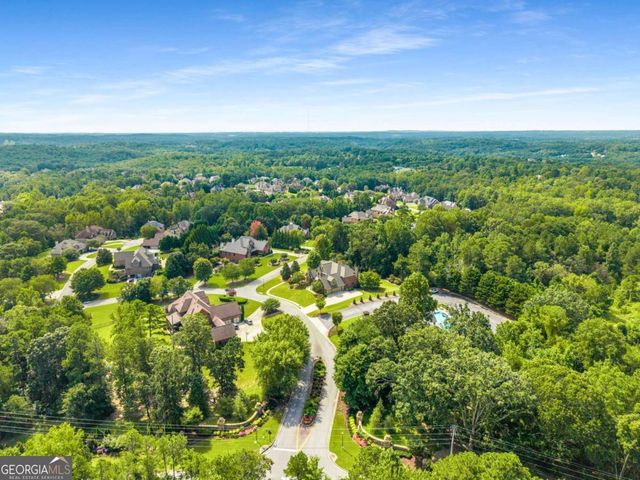 5055 Pointer Ridge, Flowery Branch, GA 30542