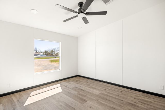 1730 Wildhorse Lane, Stephenville, TX 76401