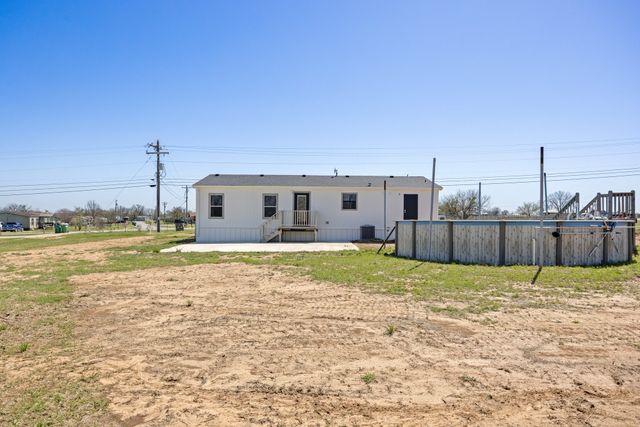 1730 Wildhorse Lane, Stephenville, TX 76401