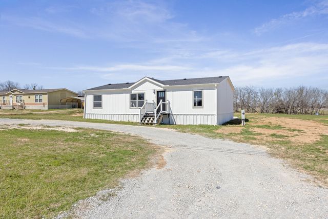 1730 Wildhorse Lane, Stephenville, TX 76401