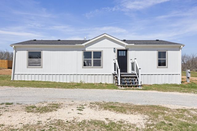 1730 Wildhorse Lane, Stephenville, TX 76401