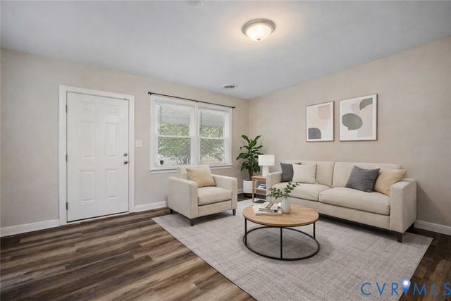 101 Slagle Ave, Petersburg, VA 23803