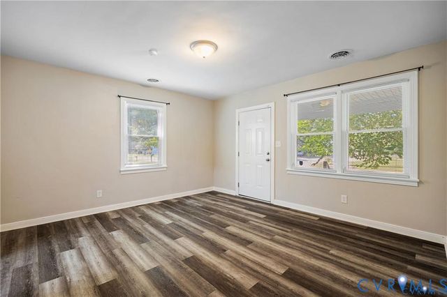 101 Slagle Ave, Petersburg, VA 23803