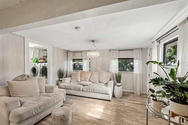 603 60TH AVENUE W, Bradenton, FL 34207