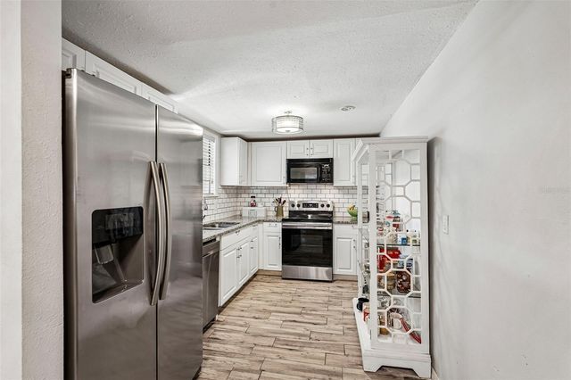 603 60TH AVENUE W, Bradenton, FL 34207