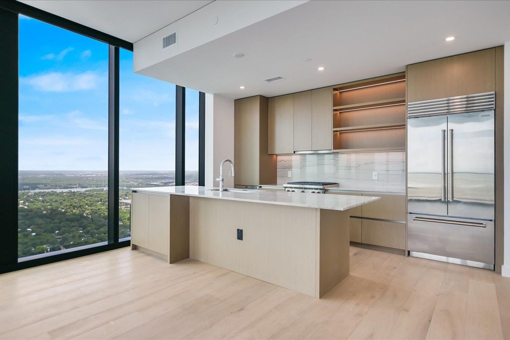 610 Davis ST 4407, Austin, TX 78701