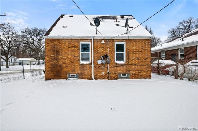 7600 Penrod Street, Detroit, MI 48228