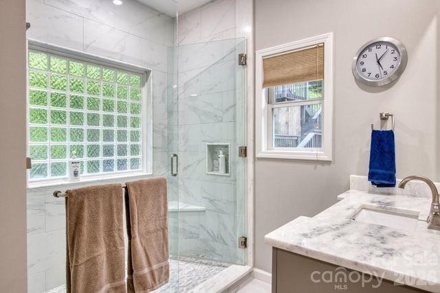 7 Higel Lane, Maggie Valley, NC 28751