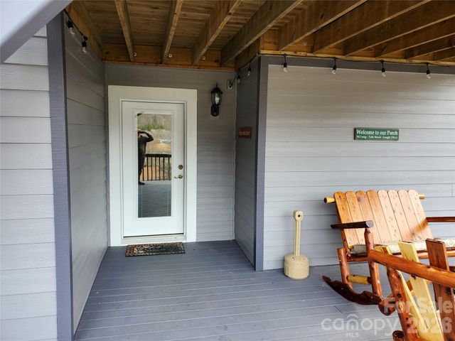 7 Higel Lane, Maggie Valley, NC 28751